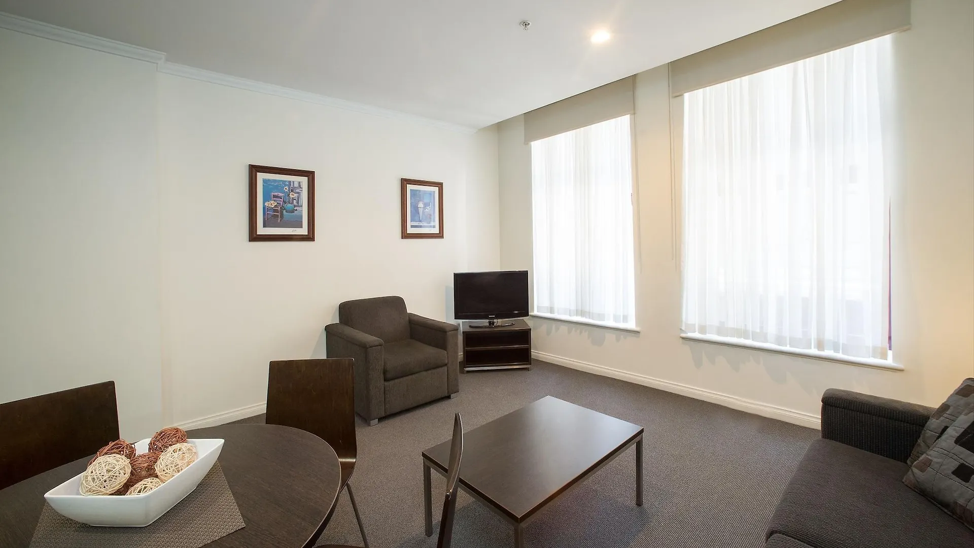 **** Lejlighedshotel Franklin Apartments Adelaide Australien